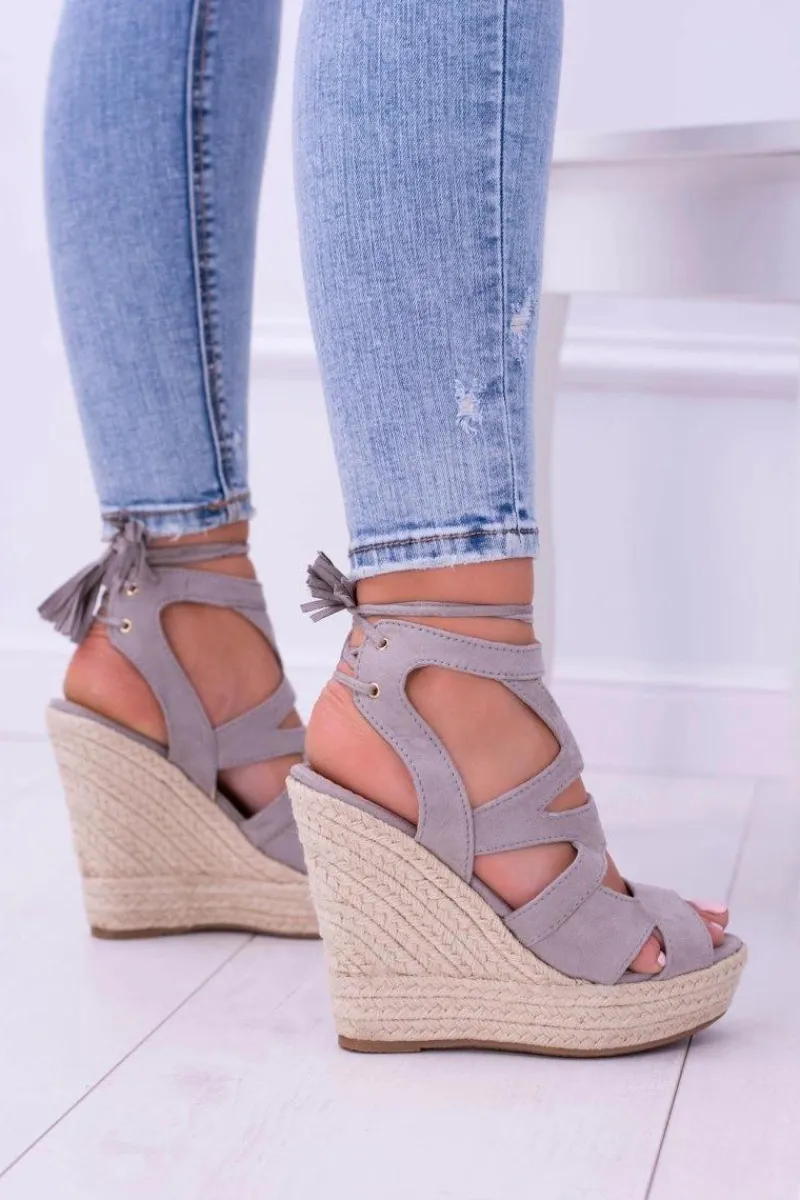 Hot Boto Szare Zamszowe Sandały Na Koturnie Nowelio