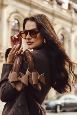 Czółenka Klasyczne>Boto Szpilki Z Odkrytymi Piętami I Kokardką Brązowe Eklevia