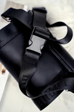 Discount Monnari Torebka Damska Czarna Nerka Saszetka BAG0450-020