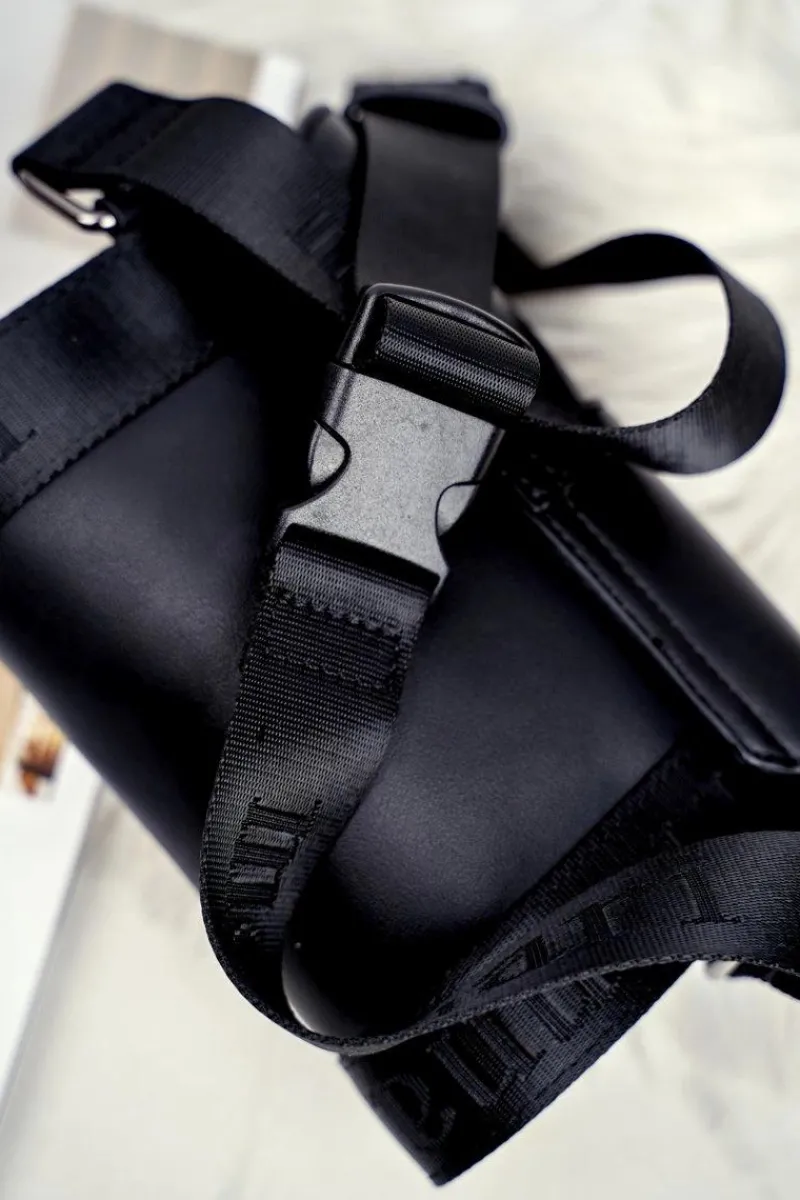 Discount Monnari Torebka Damska Czarna Nerka Saszetka BAG0450-020