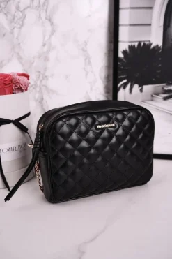 Monnari Torebka Listonoszka BAG0200-M20 Pikowana Czarna Błyszcząca