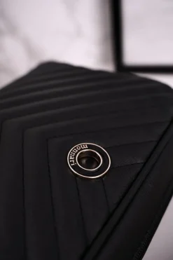 Torebka Listonoszka BAG0202-020 Pikowana Czarna Torebki Monnari|Listonoszki