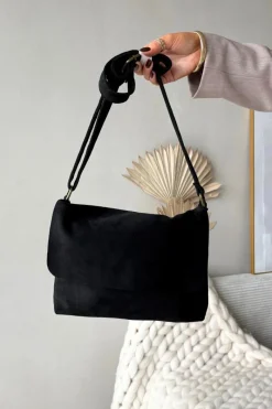 Listonoszki>Boto Torebka Listonoszka Z Eko Zamszu Czarna Carenza Czarny