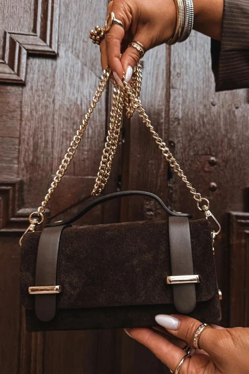 Outlet Torebka Z Naturalnego Zamszu Z Łańcuszkiem Czekoladowa Nivra Torebki Kuferki