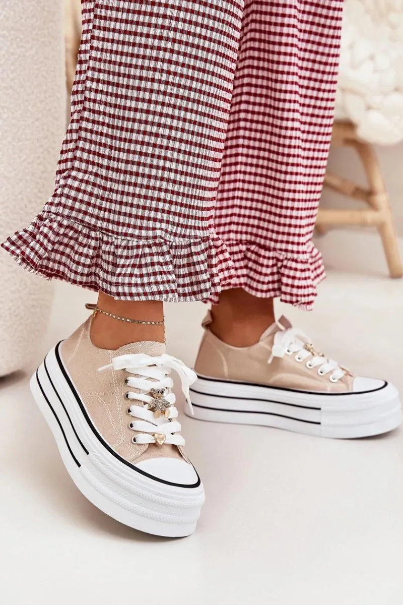 Trampki Damskie Niskie>Boto Trampki Damskie Na Platformie Ze Złotymi Przypinkami Beżowe Fiorina Beżowy