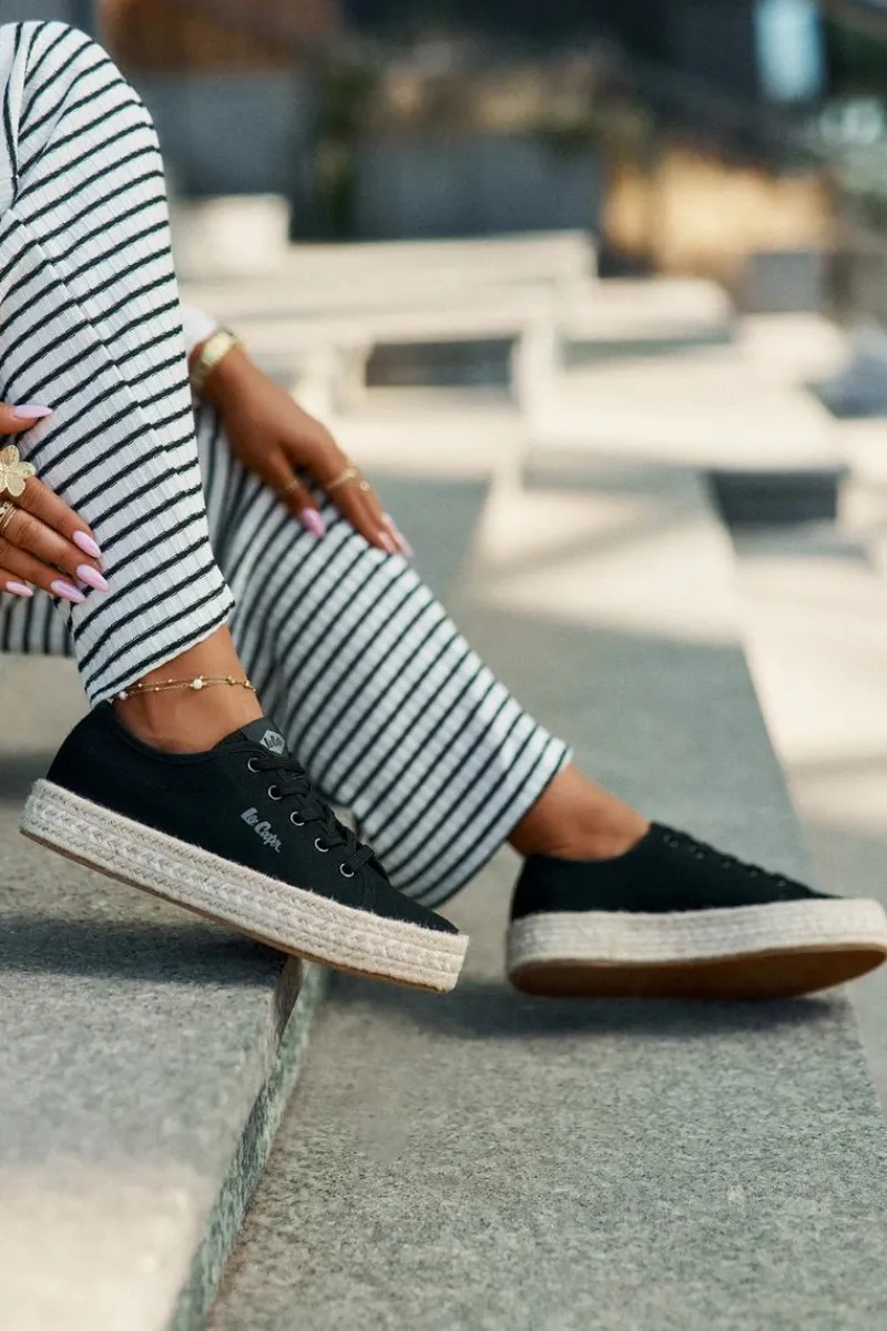 Outlet Trampki Damskie Z Plecionką LCW-25-44-3216 Czarne Damskie Trampki Damskie Niskie