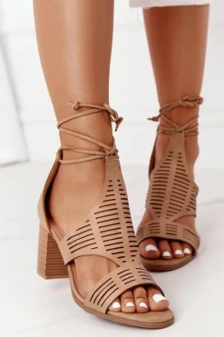 Sandały Ażurowe|Sandały Na Obcasie>Boto Wiązane Ażurowe Sandały Na Słupku Beżowe Lorette