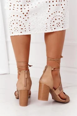 Sandały Ażurowe|Sandały Na Obcasie><noscript><img width=