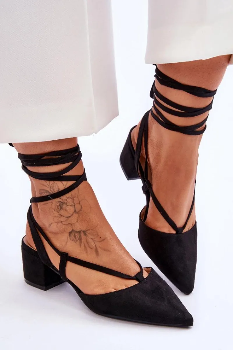 Best Boto Wiązane Czółenka Na Niskim Słupku W Szpic Czarne Carlotte