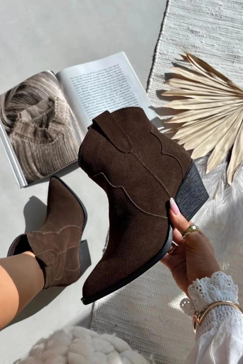 Boto Wsuwane Botki Kowbojki Damskie Z Naturalnego Zamszu Czekoladowe Beretta Brązowy