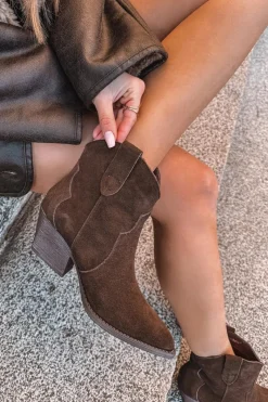 Boto Wsuwane Botki Kowbojki Damskie Z Naturalnego Zamszu Czekoladowe Beretta Brązowy