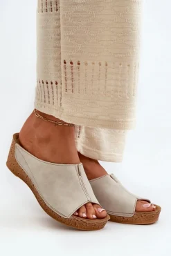 Wygodne Klapki Damskie Na Koturnie NG000002 Beżowe Damskie Klapki Na Koturnie|Klapki Na Obcasie