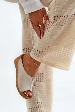 Wygodne Klapki Damskie Na Koturnie NG000002 Beżowe Damskie Klapki Na Koturnie|Klapki Na Obcasie