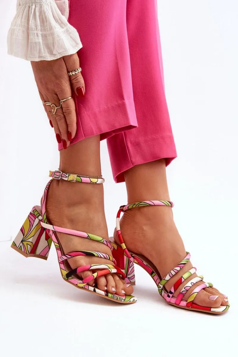 Wzorzyste Sandały Na Słupku Multikolor Jenglla Damskie Sandały Na Obcasie