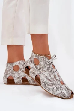 New Maciejka Wzorzyste Skórzane Botki 03426-46 Biało-Beżowe