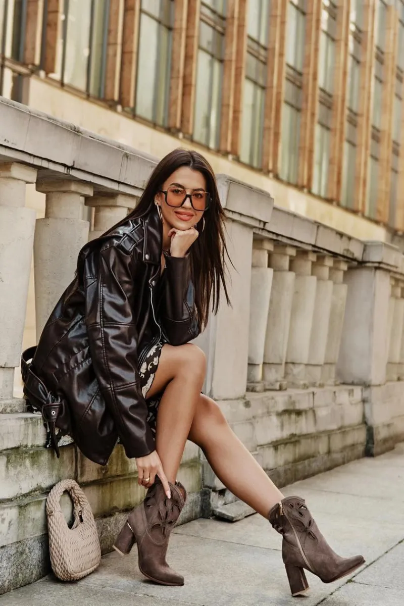 Botki Na Słupku|Botki Ażurowe>Boto Zamszowe Ażurowe Botki Na Słupku Lewski 3629 Ciemnobeżowe Beżowy