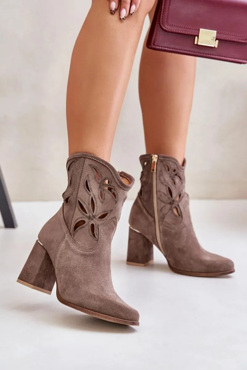 Botki Na Słupku|Botki Ażurowe>Boto Zamszowe Ażurowe Botki Na Słupku Lewski 3629 Ciemnobeżowe Beżowy