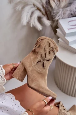 Hot Boto Zamszowe Ażurowe Botki Na Słupku Lewski 3629 Beżowe Beżowy