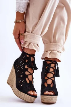 Discount Boto Zamszowe Ażurowe Botki Na Koturnie Czarne Berthe