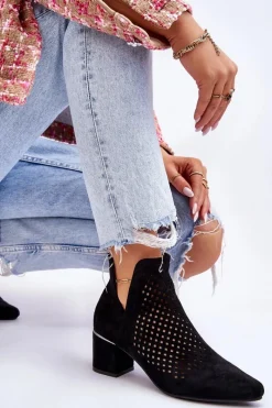 Discount Buty damskie Vinceza Zamszowe Botki Ażurowe Z Wycięciem Na Obcasie Czarne Blakely