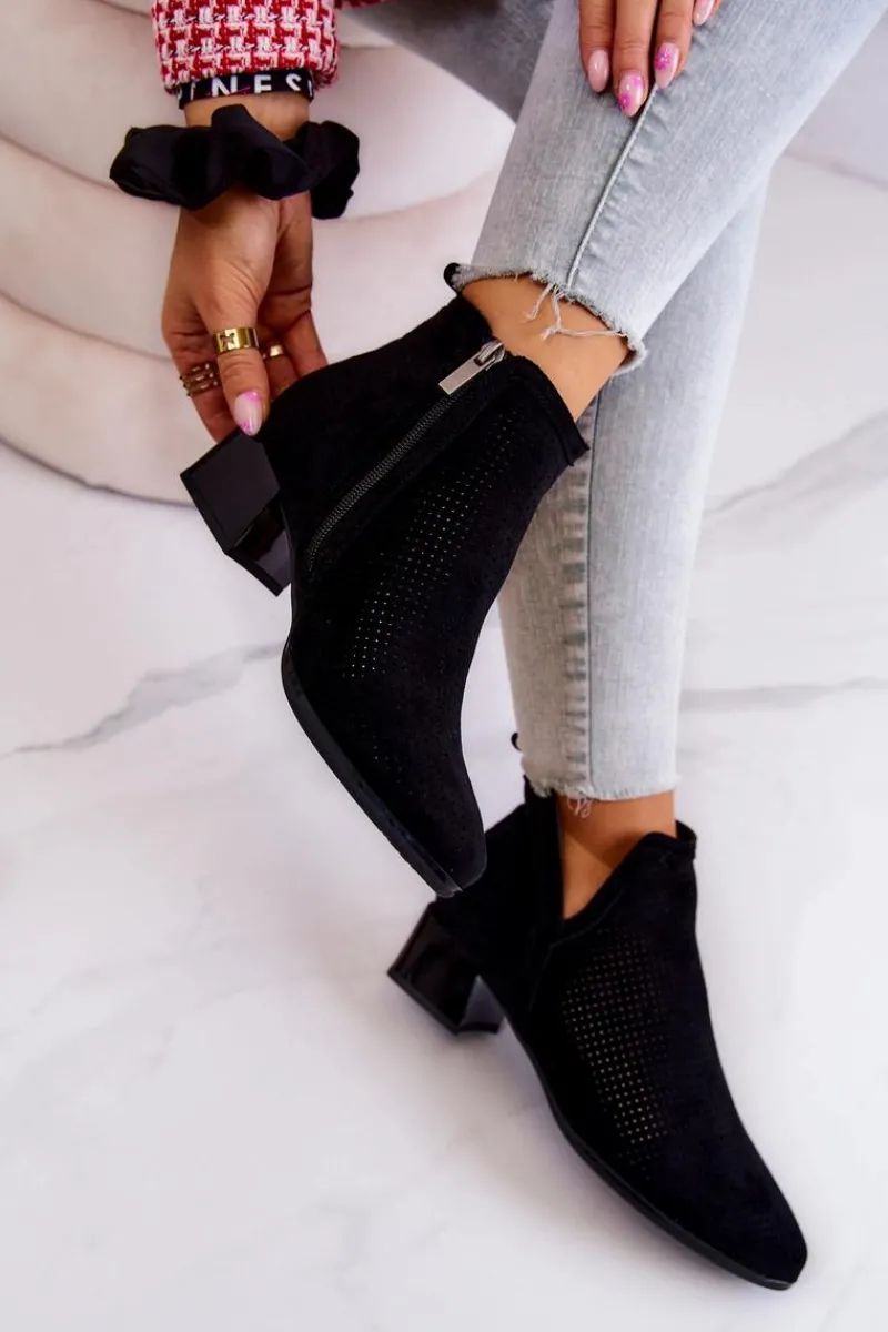 Sale Buty damskie Vinceza Zamszowe Botki Ażurowe Z Wycięciem Czarne Carine