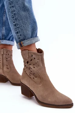 Outlet Damskie buty S.Barski Zamszowe Botki Kowbojki Ażurowe D&A SN622-20 Ciemnobeżowe