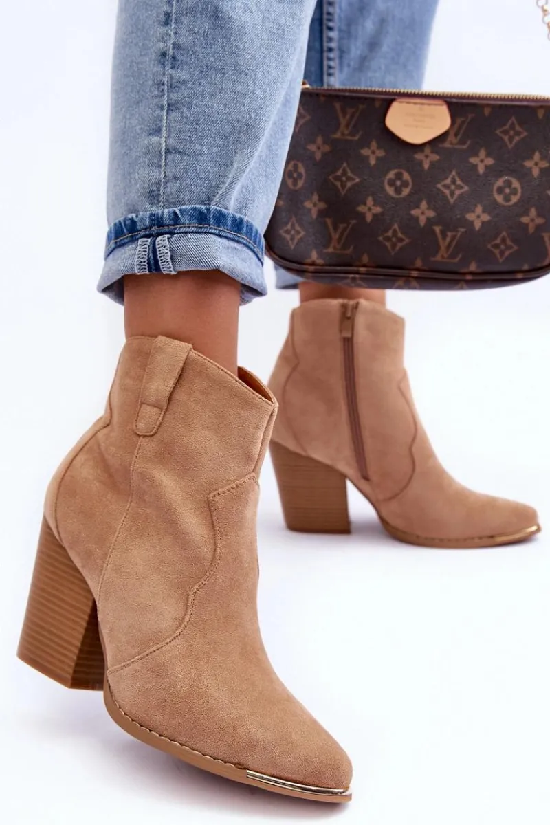 Botki Na Słupku|Brązowe I Beżowe Botki>Boto Zamszowe Botki Kowbojki Na Obcasie Beżowe Lotoune