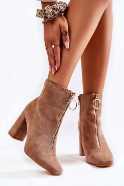 Botki Na Słupku|Brązowe I Beżowe Botki><noscript><img width=