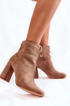 Botki Na Słupku|Brązowe I Beżowe Botki><noscript><img width=