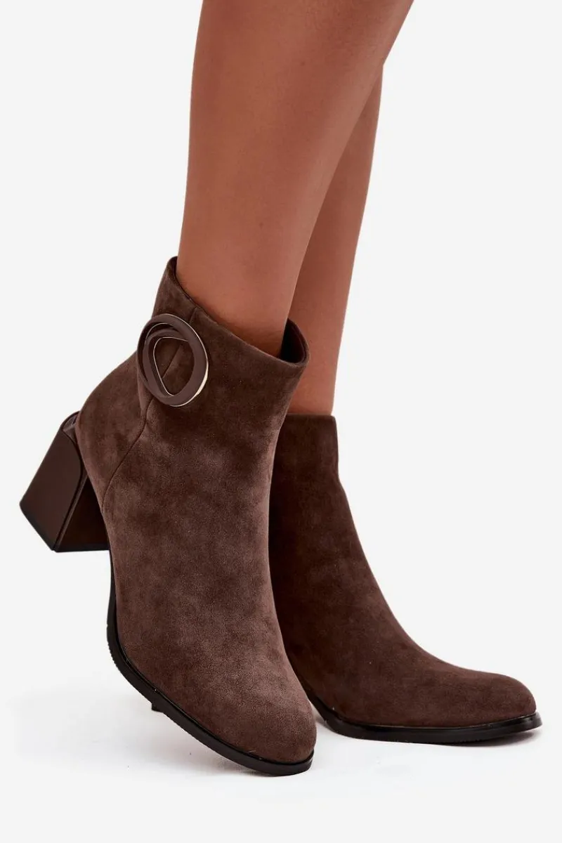 Online Zamszowe Botki Na Słupku Ocieplane Z Ozdobnym Detalem 57C0017 Brązowe Damskie Botki Ocieplane|Botki Skórzane