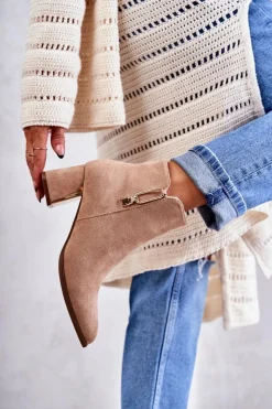 Discount Boto Zamszowe Botki Na Słupku Z Ozdobą Beżowe Erine