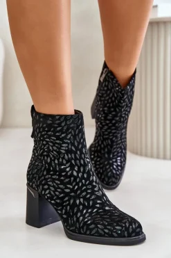 Botki Ocieplane|Botki Na Słupku>Damskie buty S.Barski Zamszowe Botki Na Słupku Z Ozdobnym Tłoczeniem D&A CR42-192 Czarne