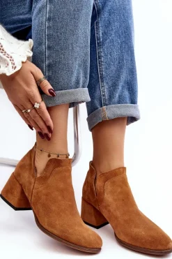 Sale Zamszowe Botki Z Wycięciami Na Obcasie Camel Dalros Damskie Botki Wiosenne|Botki Skórzane