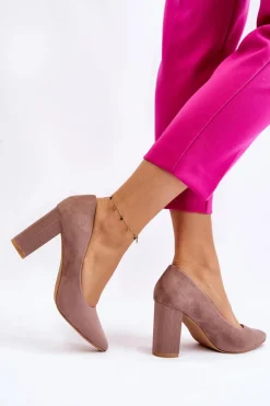 Outlet Zamszowe Czółenka Na Modnym Obcasie Beżowe Estellia Damskie Czółenka Zamszowe|Czółenka Na Słupku