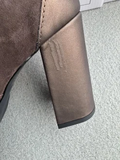 Czółenka Zamszowe|Czółenka Na Słupku><noscript><img width=