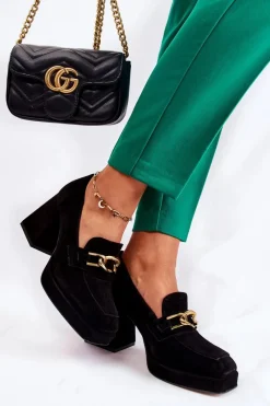 Online Laura Messi Zamszowe Czółenka Z Ozdobnym Łańcuchem 2444 Czarne Czarny