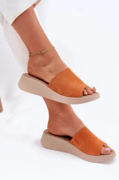 Klapki Na Koturnie|Klapki Damskie Klasyczne></noscript>Panto Fino Zamszowe Klapki Damskie Na Koturnie RR267039 Pomarańczowe