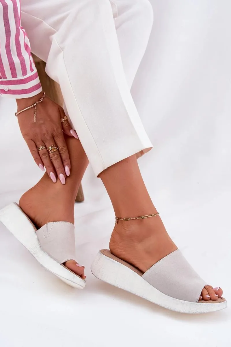 Clearance Panto Fino Zamszowe Klapki Damskie Na Koturnie RR267044 Szare