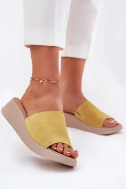 Klapki Na Koturnie|Klapki Damskie Klasyczne>Panto Fino Zamszowe Klapki Damskie Na Koturnie RR267038 Żółte