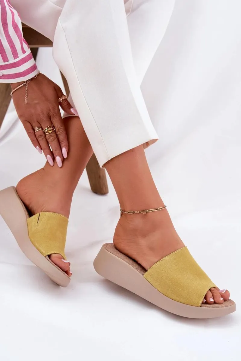 Klapki Na Koturnie|Klapki Damskie Klasyczne>Panto Fino Zamszowe Klapki Damskie Na Koturnie RR267038 Żółte