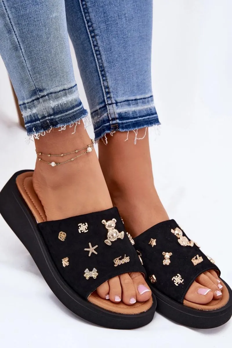 Clearance Buty damskie Vinceza Zamszowe Klapki Damskie Z Przypinkami Vinceza 66741 Czarne Czarny