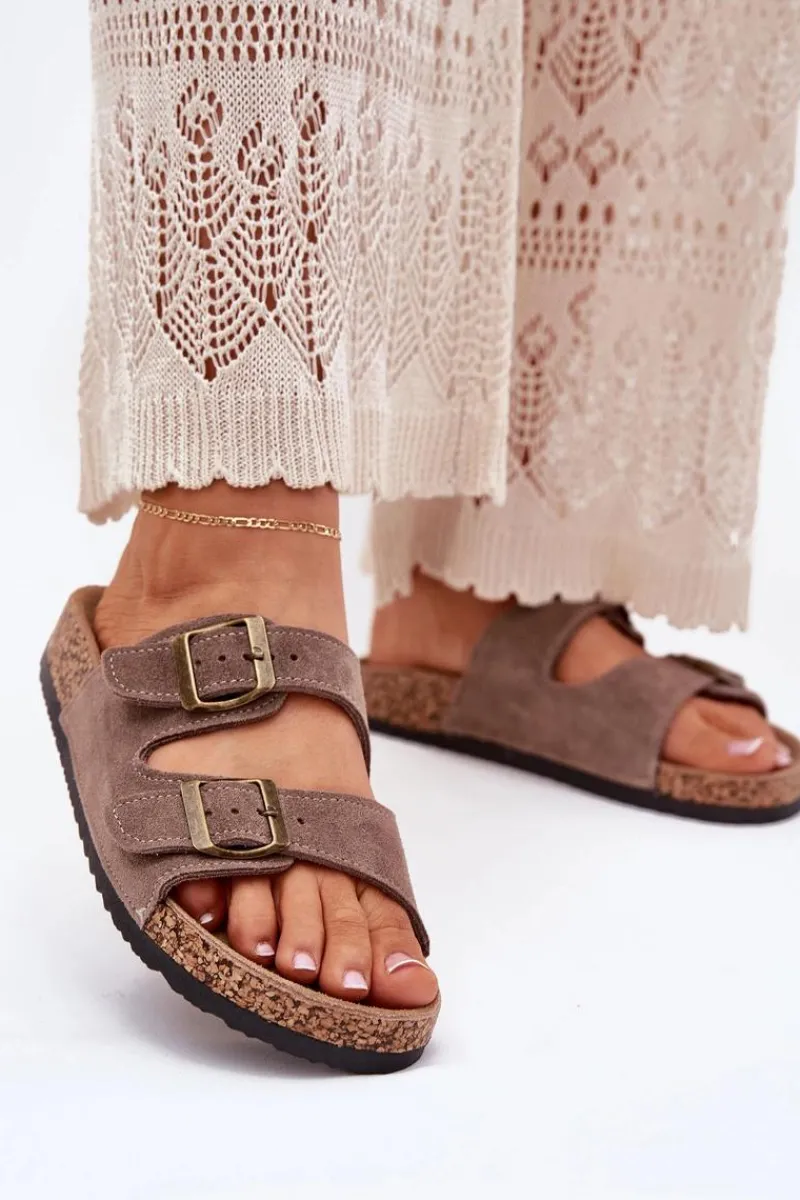 Online Boto Zamszowe Klapki Na Korkowej Podeszwie Z Klamrami Ciemnobeżowe Tavira