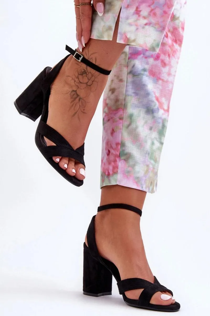 Sandały Na Obcasie>Boto Zamszowe Klasyczne Sandałki Na Słupku Czarne Tetradi