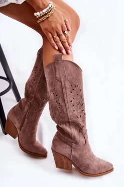 Kozaki Wiosenne|Kozaki Przed Kolano><noscript><img width=