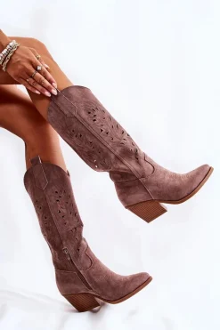 Kozaki Wiosenne|Kozaki Przed Kolano><noscript><img width=