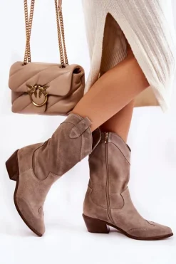 Kozaki Wiosenne|Kozaki Przed Kolano><noscript><img width=