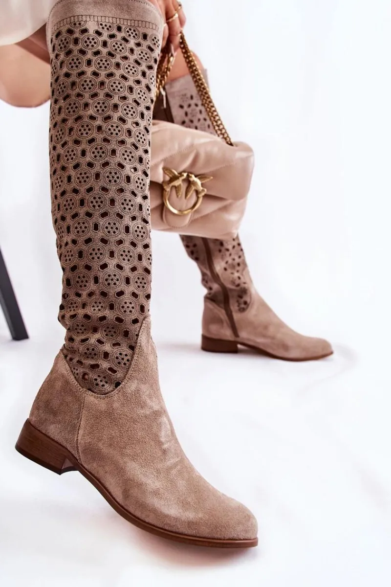 Discount Boto Zamszowe Kozaki Z Ażurowym Wzorem Ciemnobeżowe Pointe
