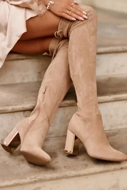 Muszkieterki|Kozaki Za Kolano></noscript>Boto Zamszowe Kozaki Za Kolano Na Słupku Beżowe Amalitas