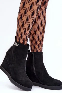 Discount Boto Zamszowe Ocieplane Botki Na Koturnie Z Ozdobą Czarne Vere