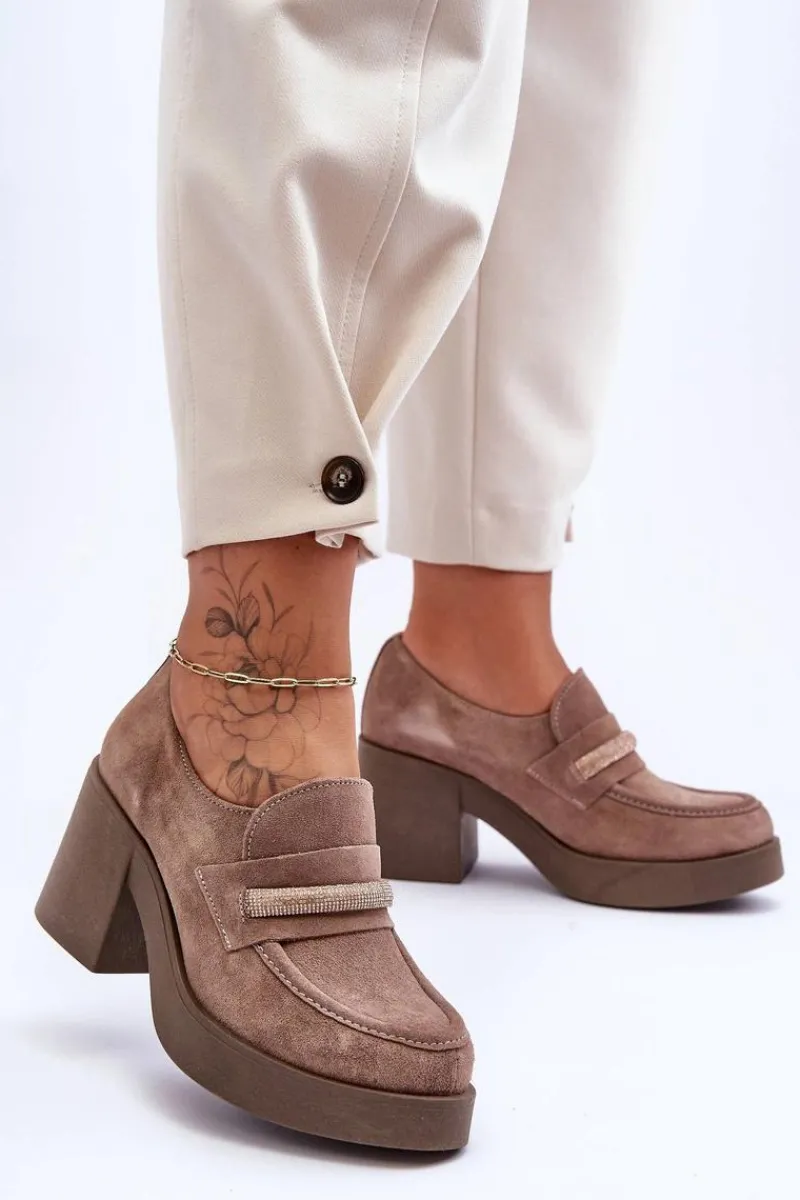 Sale Zamszowe Półbuty Na Słupku Z Ozdobą Beżowe Lemar Gelanor Damskie Półbuty Skórzane